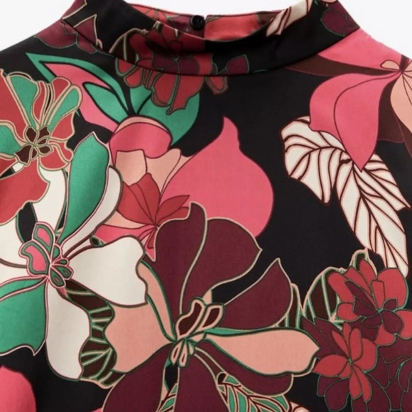 ZARA short floral dress with long sleeves and satin effect size L NWT - Picture 4 of 13